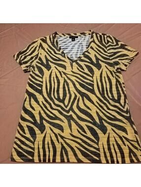Tribal Women's Yellow and Black Short Sleeve T-Shirt Size P/S